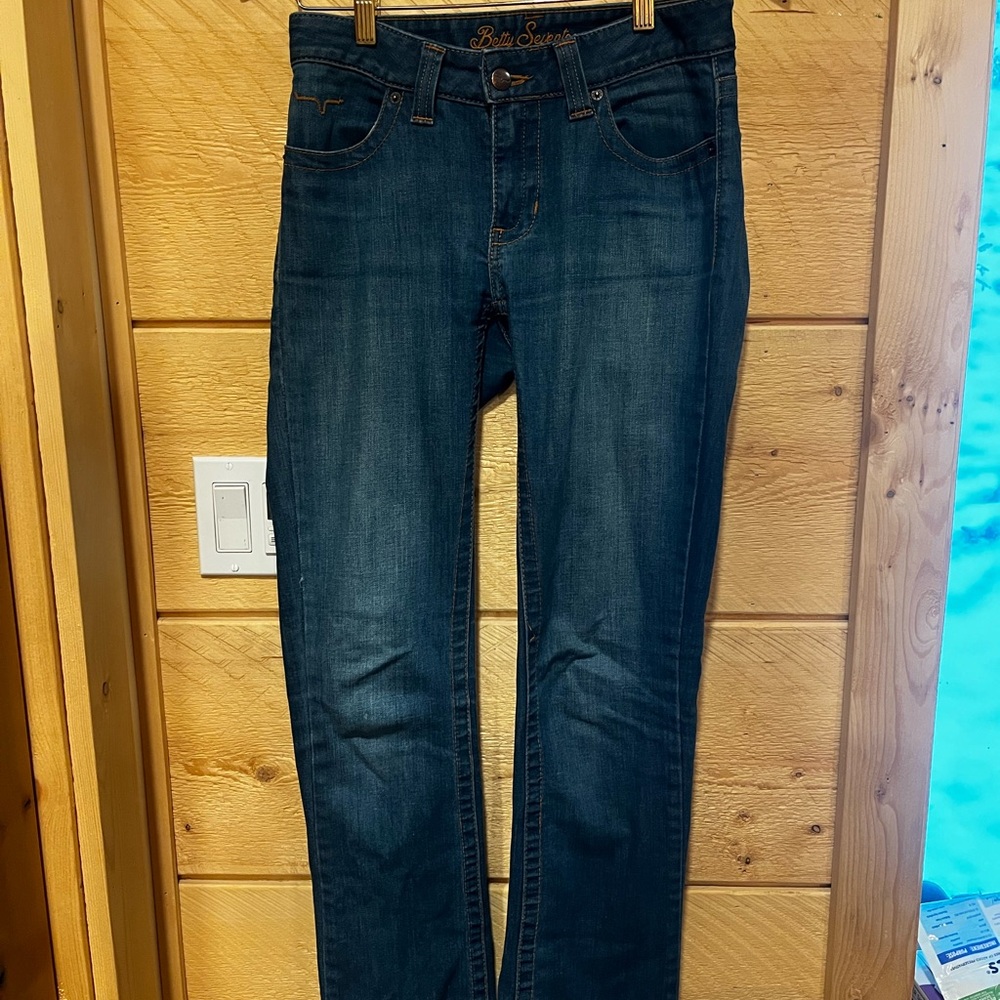Betty Seventeen Kimes Blue Jeans